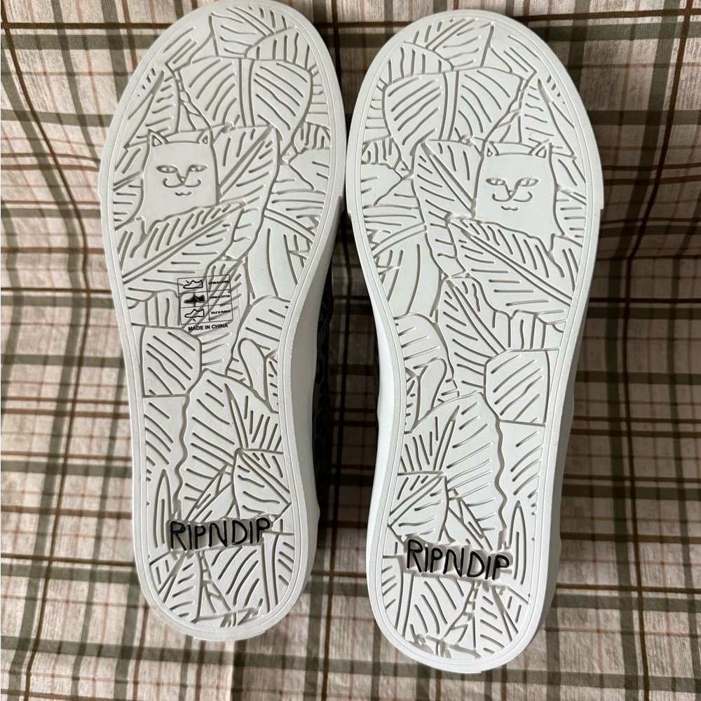 Leopard Print Slip-On Sneakers by Rip N Dip Size 7
NIB - Picture 6 of 7